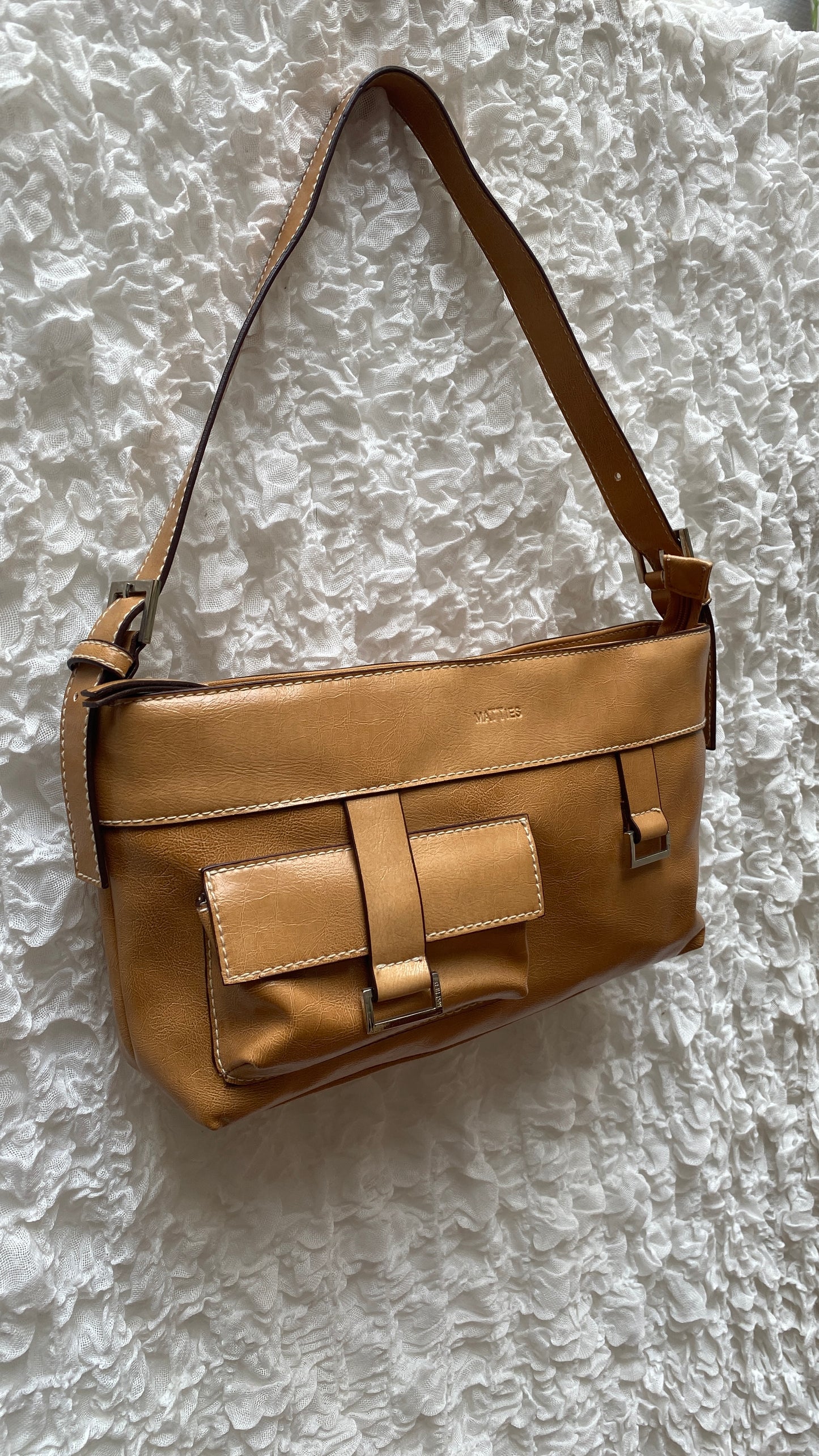 Matties Leather Shoulder Bag – Made in Spain