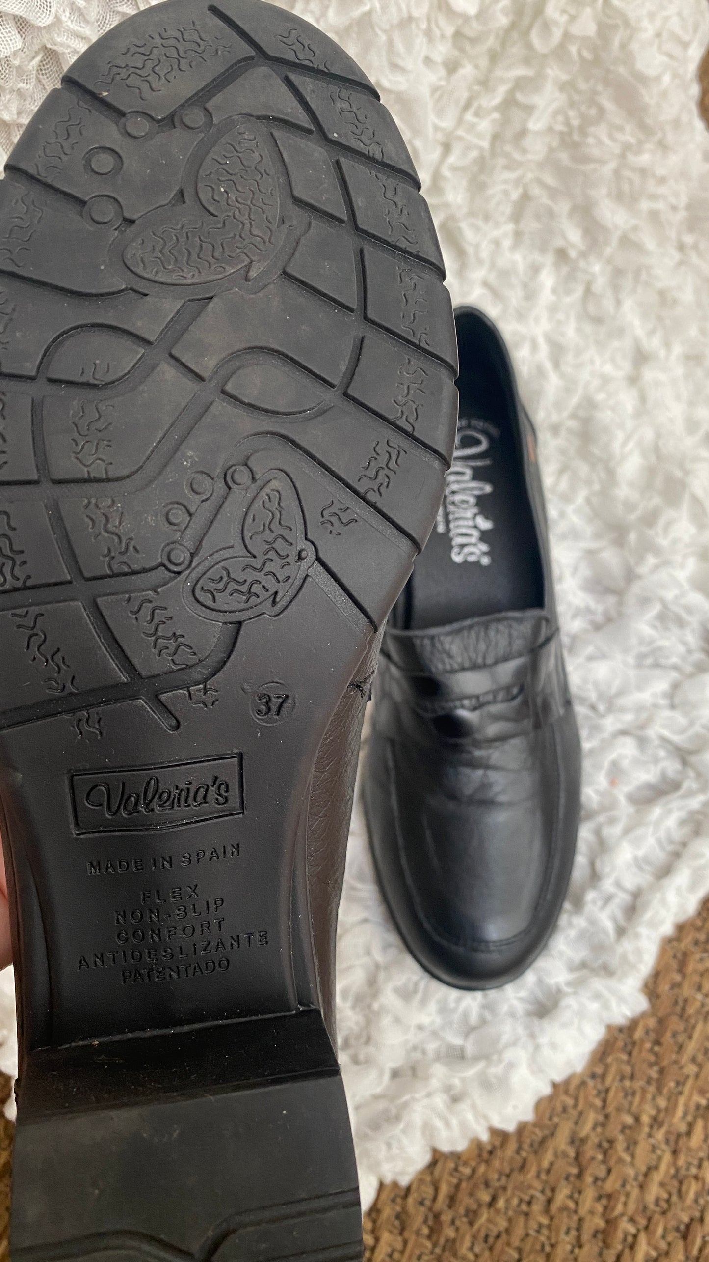 Valerias Black Leather Loafers – Size 37 (Made in Spain)
