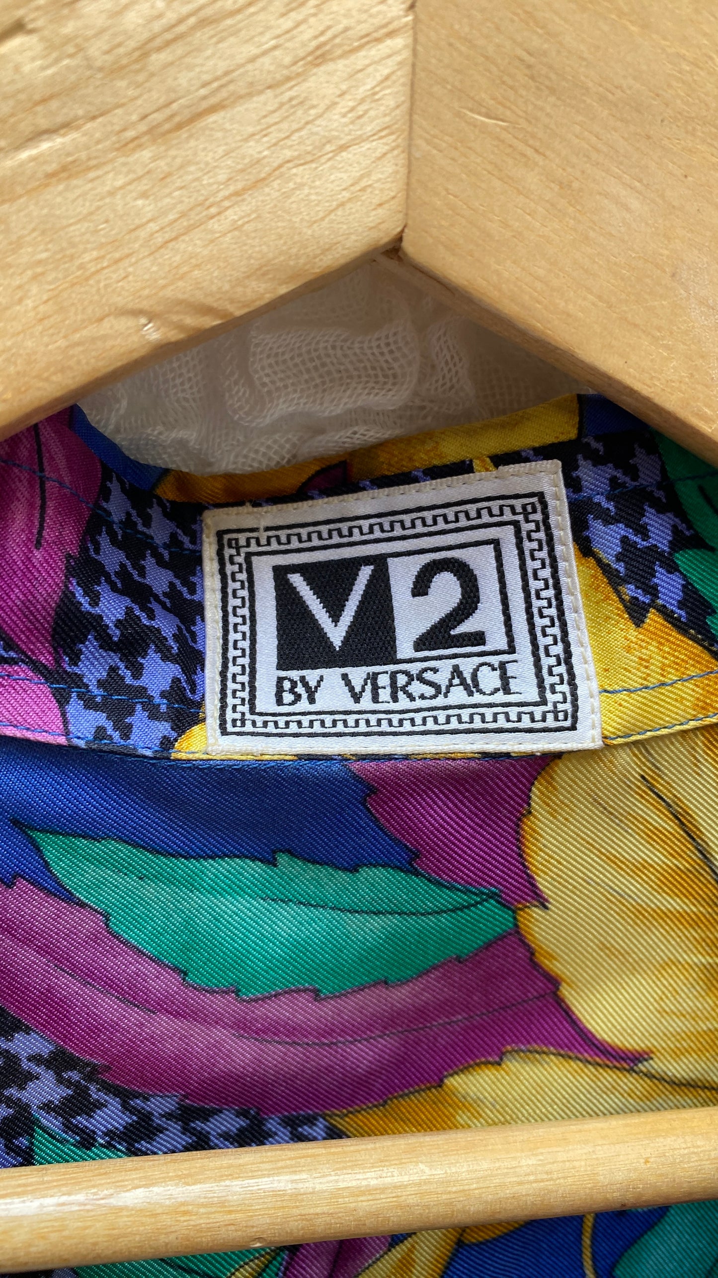 Vintage Versace Silk Shirt – 90s (Size L)
