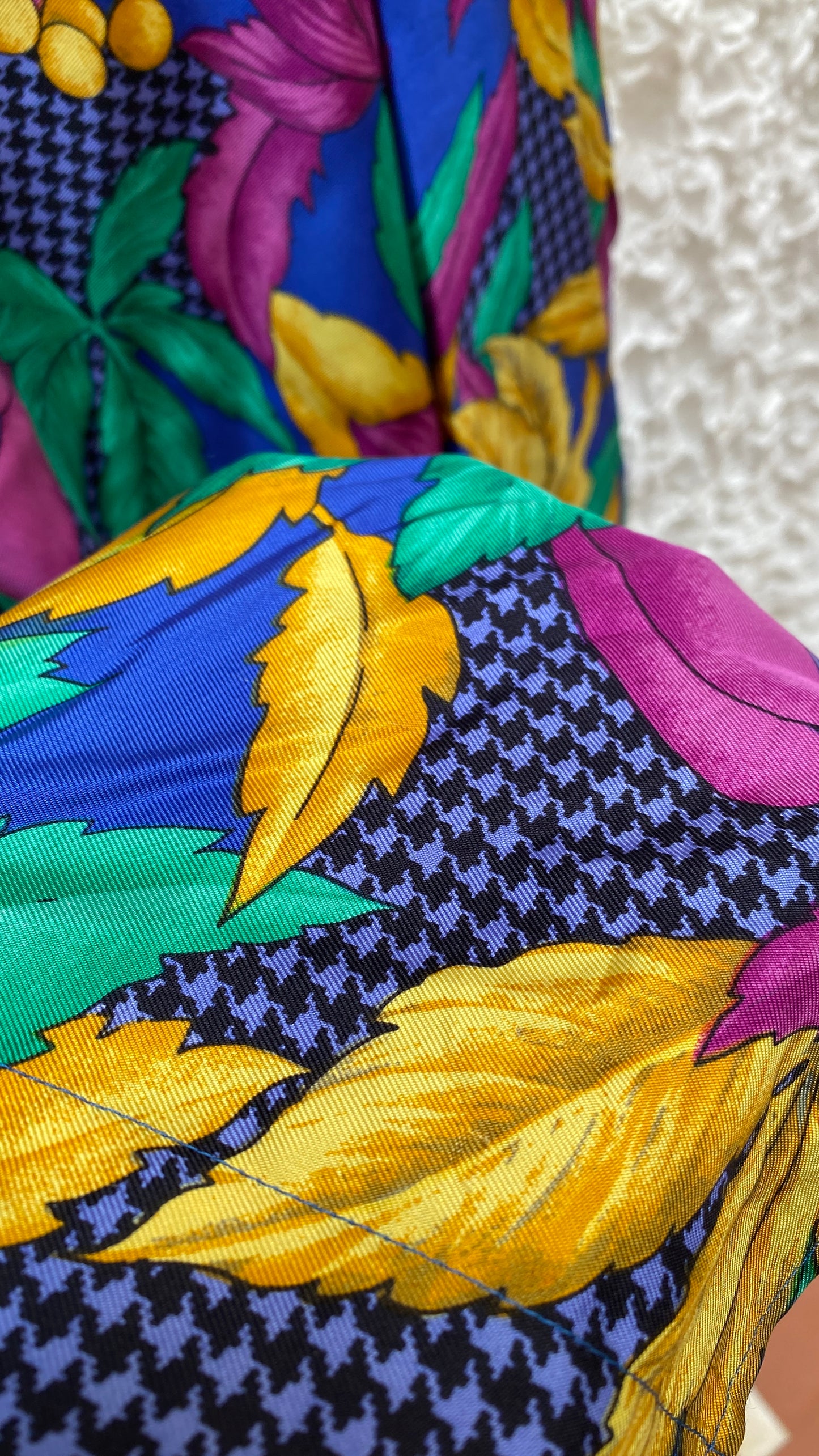 Vintage Versace Silk Shirt – 90s (Size L)